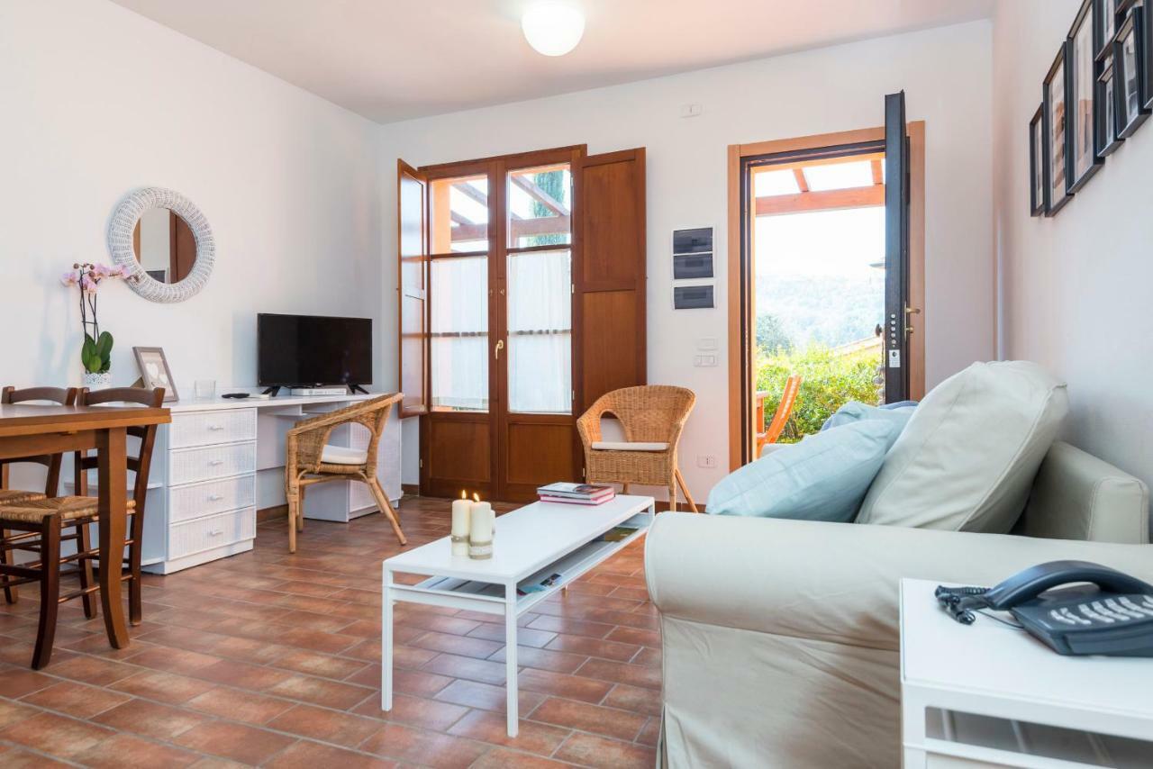 Romantic & Charming Apartment Scarlino Exterior foto